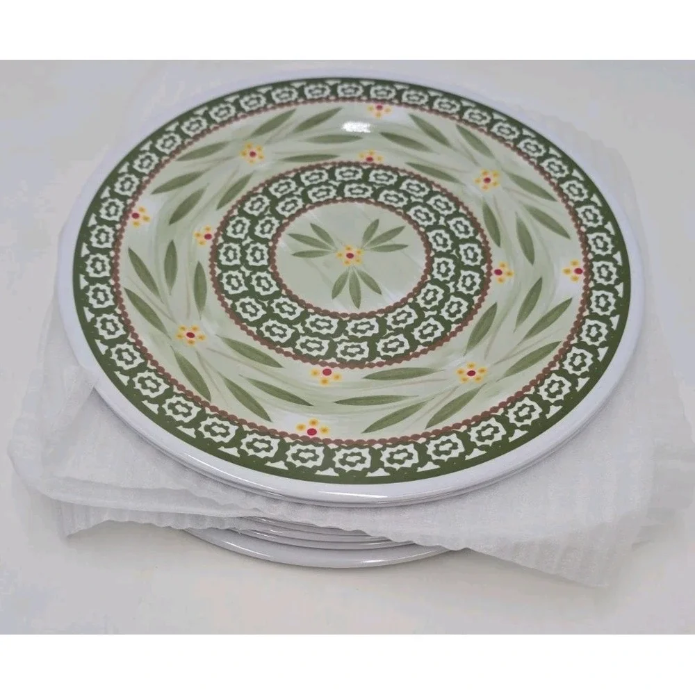 NEW Temp-tations Old World Green Set of 8 Dinner Plates Floral Cottagecore 10.5